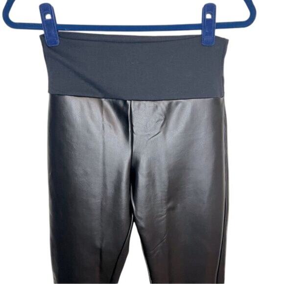 Assets by SPANX Faux Leather Leggings, M - Picture 2 of 5